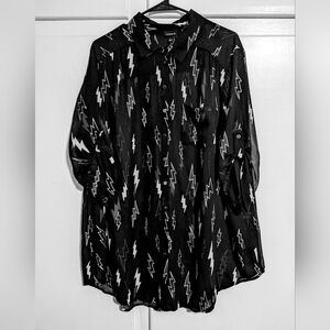 Torrid Black Lightning Button Up - Size 1